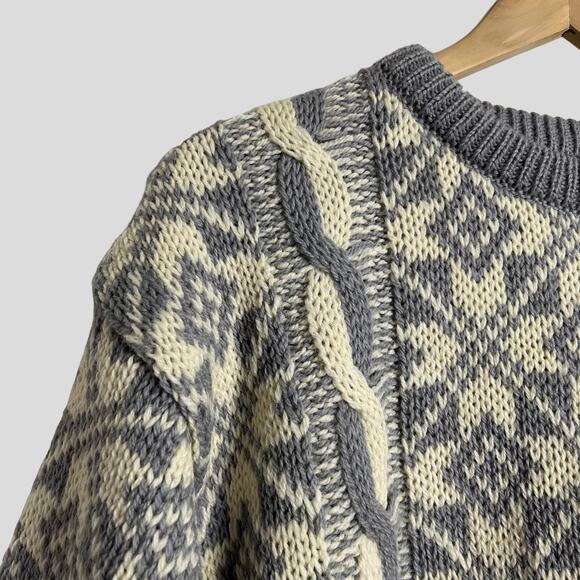 Vintage Eskimo Knitwear Women’s Gray White Wool Pullover Sweater Size M - Picture 4 of 8